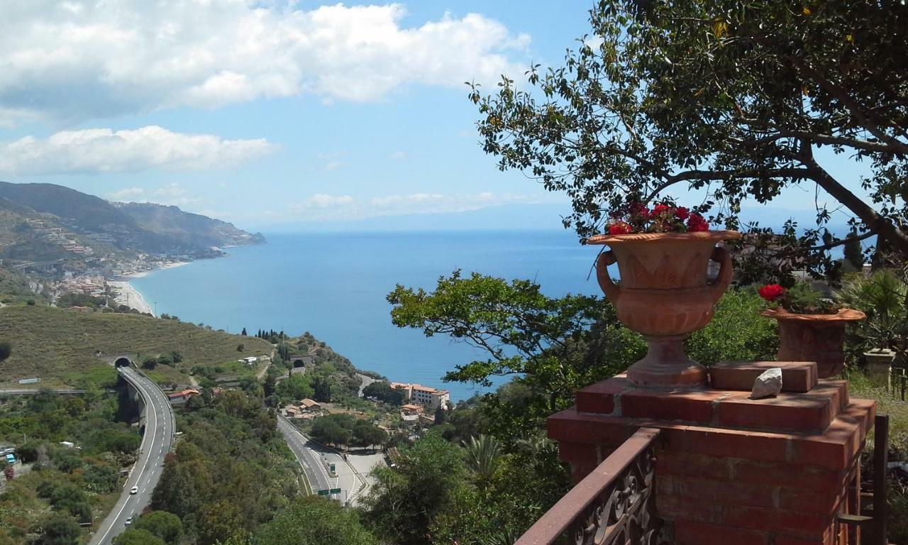 Bed and breakfast La Cage Aux Folles 2*